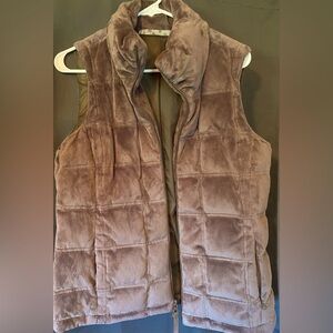 Beautiful Gray Vest. Size XL